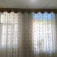 پرده‌ سالم بدون زدگی