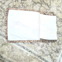 تشک بالش و دو عدد پتو