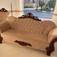 فروش مبل 8نفره رنگ کرمی بسیار تمیز