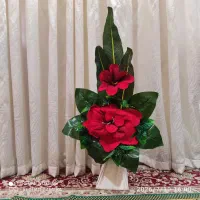سه عدد گل مصنوعی درحدنو دونه ای 300هزا تومان