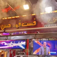 منشی خانم صندوق دار و سالن کار فست فود  شیفت شب