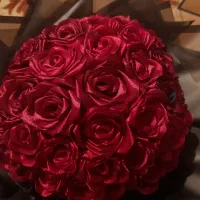 ۵۶ شاخه رز روبانی