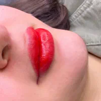 آموزش و خدمات تخصصی آرایش دائم
