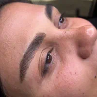 تخصصی ترین میکروبلیدینگ ابرو شیدینگ لب