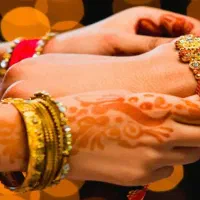 مدل رایگان برای میکاپ کار در حال آموزش