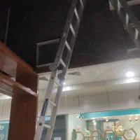 نردبان اجاره ای بلند ساعتی و روزانه