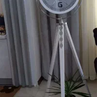 ساعت ایستاده