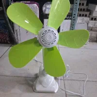 پنکه رومیزی گیره دار