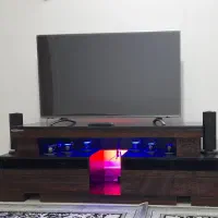 میز تلویزیون چوبی هایگلاس تهران تمیز و نو