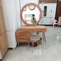 میز آرایش نگین