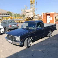 مزدا وانت2000