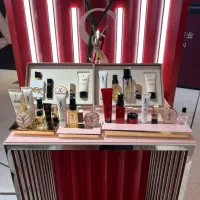 مدیر داخلی سالن زیبایی