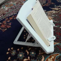نگهدارنده کتاب