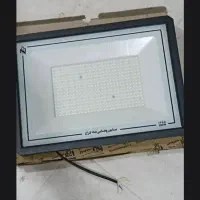 دوعدد پرژکتور 200وات نو