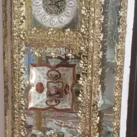 ویترین برنز ساعت دار اصل