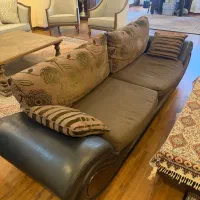 کاناپه دونفره و دو عدد تک نفره