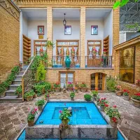 ویلایی-نسق-معتبر-در-سعدی-پورنقاشیان