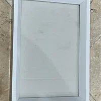 قاب عکس سفید