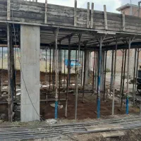 کارگرآرماتوربندی دست به انبر
