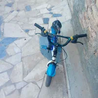 دوچرخه|دوچرخه، اسکیت، اسکوتر|شوط, |دیوار