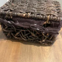 سبد حصیری درب دار