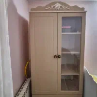 تخت و کمد کودک