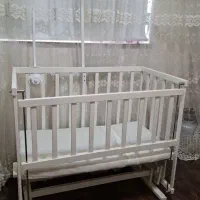 تخت کودک (کنار مادر)