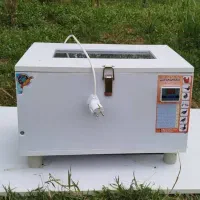 دستگاه جوجه کشی