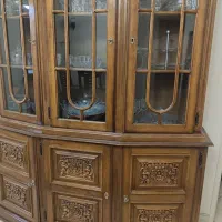 بوفه چوبی قدیمی