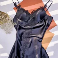 لباس زیر زنانه مردانه شورت‌سوتین سن لباس خواب مایو