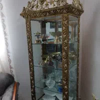 ویترین.بوفه.برنزی.
