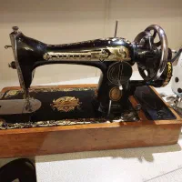 چرخ خیاطی سینگر قدیمی