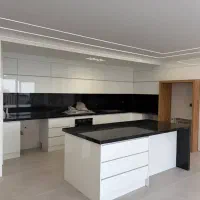۱۸۵ متر /۳ خوابه/دو سالن بزرگ/حیاط اختصاصی/آرین
