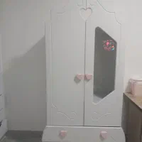 کمد لباس وکتاب نو تمیز