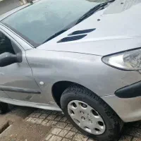 پژو 206مدل 82 فوق العاده کم کار و خانگی