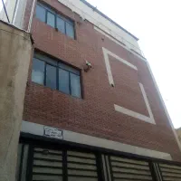 آپارتمان-نوساز-دارای-حیاط