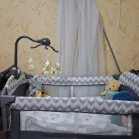 تخت کنار مادر در حد نو