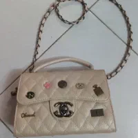 کیف مجلسی ،کرمی رنگ با ابعاد 21در16