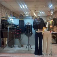 فروش مغازه با دکور و کلیه اجناس و سقف کار شده