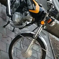 سی دی ای ۱۲۵  ژاپن مدل ۸۳ پلاک ملی