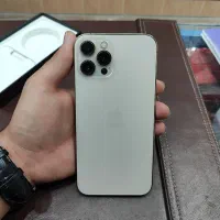 آیفون 12پرومکس و 13نرمال