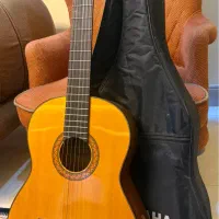 گیتار یاماها c70 درحد نو