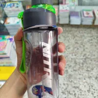 قمقمه و لوازم مدارس