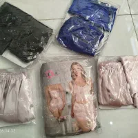 ست کراپ شورتک ساتن و گیپور