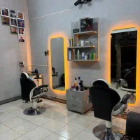 آرایشگر مردانه
