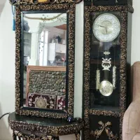 آینه کنسول و ساعت