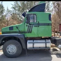بادگیر بالای سقف ماشین ولو