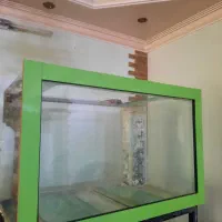 آکواریم آب شور با سنگ ومرجان دریا