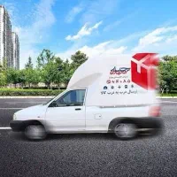 تعدادی راننده با وانت مسقف