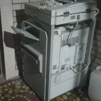 یک دستگاه کپی مارک شارپ